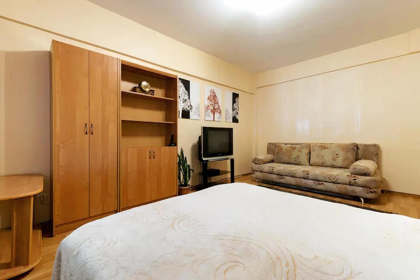 Nadezhda Apartments On Zhibek Zholy Avenue 33 Almaty Extérieur photo