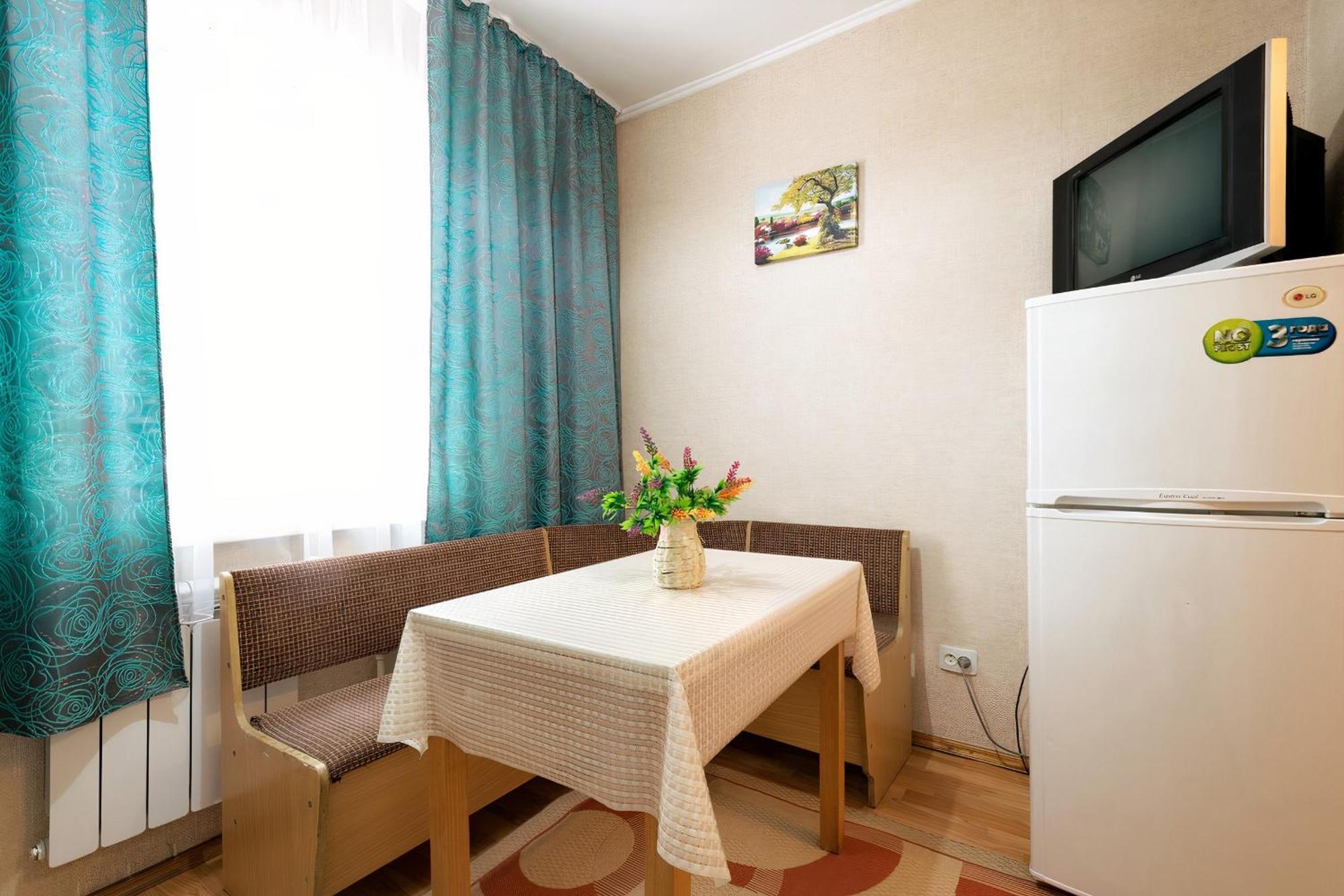Nadezhda Apartments On Zhibek Zholy Avenue 33 Almaty Extérieur photo
