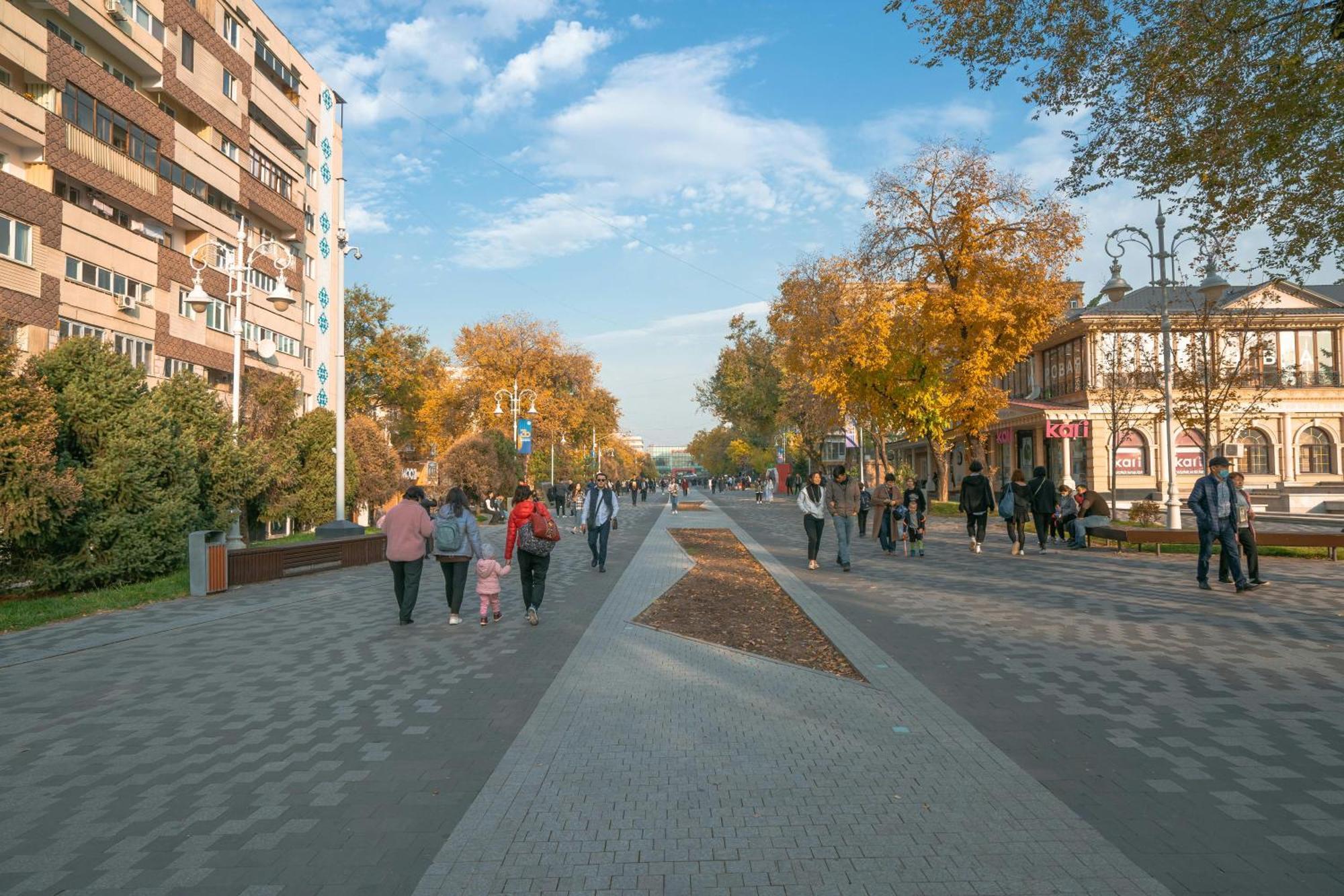 Nadezhda Apartments On Zhibek Zholy Avenue 33 Almaty Extérieur photo
